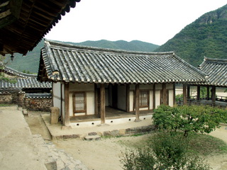 선배들의 일상 공간 병산서원 동재