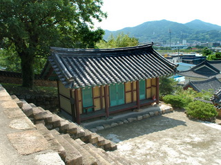 향교의 제향 공간 양산향교 동무